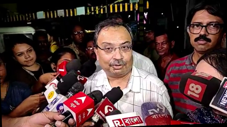 कालीघाट में ममता बनर्जी से मुलाकात के बाद बोले कुणाल घोष — "जांच में पूरा सहयोग किया, राजनीतिक साजिश का जवाब जनता देगी"