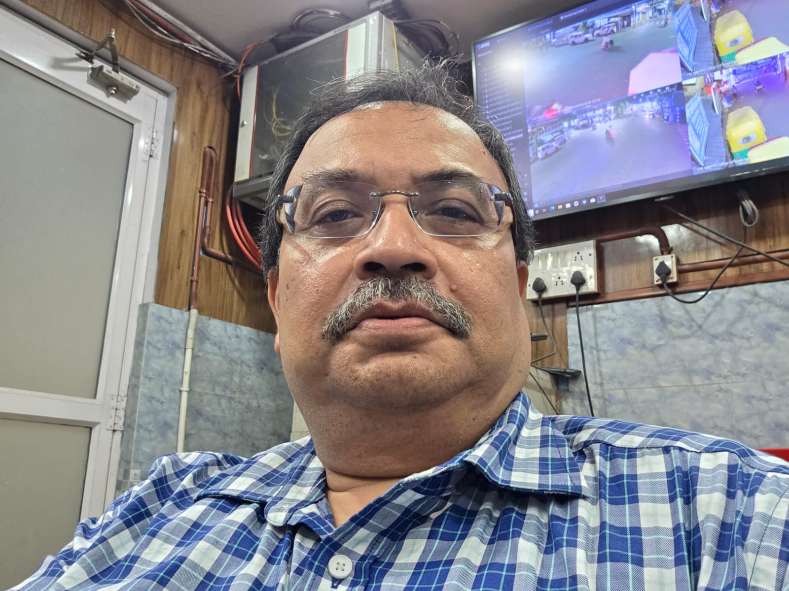 Kunal Ghosh Files FIR at Kalighat Police Station: Terms Egg-Thrower a 'Monster', Demands Immediate Arrest