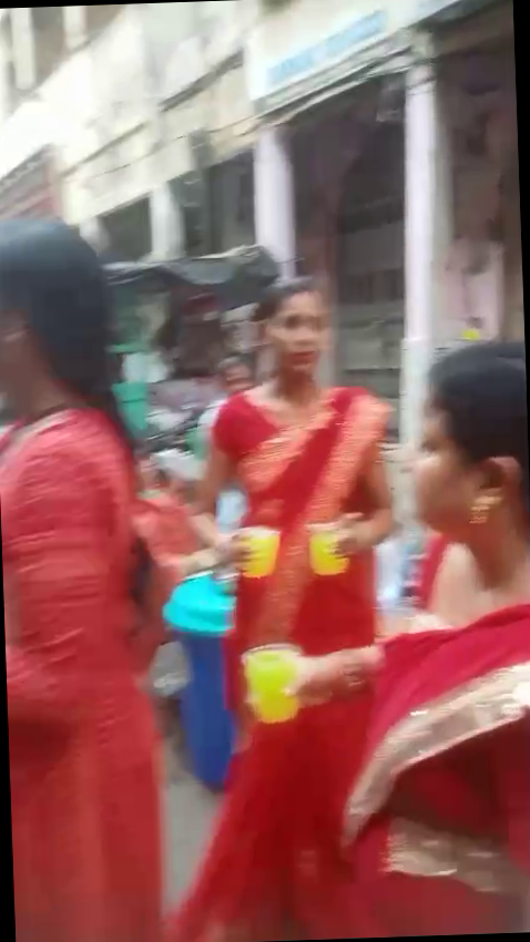 <p><span style="color: rgb(8, 8, 9); background-color: rgb(255, 255, 255);">कोलकाता: 'सखी' संस्था द्वारा बड़ाबाजार में निःशुल्क शरबत वितरण, हजारों लोगों ने उठाया लाभ</span></p>