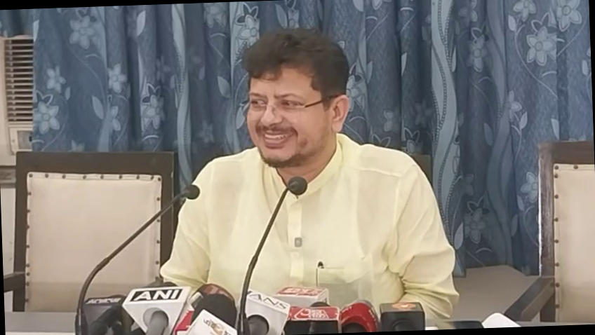 <p>"दलबदलुओं को गद्दार कहने वाले खुद देखें अपना इतिहास", ऋतब्रत बनर्जी ने कुणाल घोष और ममता बनर्जी पर साधा निशाना</p>