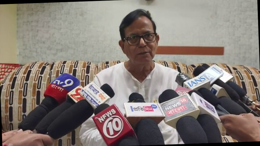 <p><strong>"নির্বাচন না করে ল hisুটের ফিকির করা হচ্ছে", দুর্গাপুরের কর্মীসভায় রাজ্য সরকারকে তীব্র আক্রমণ মহম্মদ সেলিমের</strong></p>